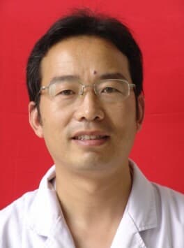 刘绍龙，徐州市传染病医院三病区副主任